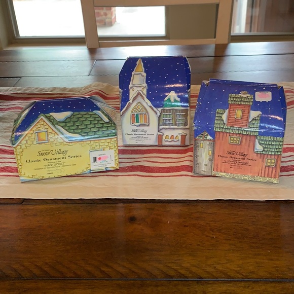 Department 56 Snow Village Ornament Set